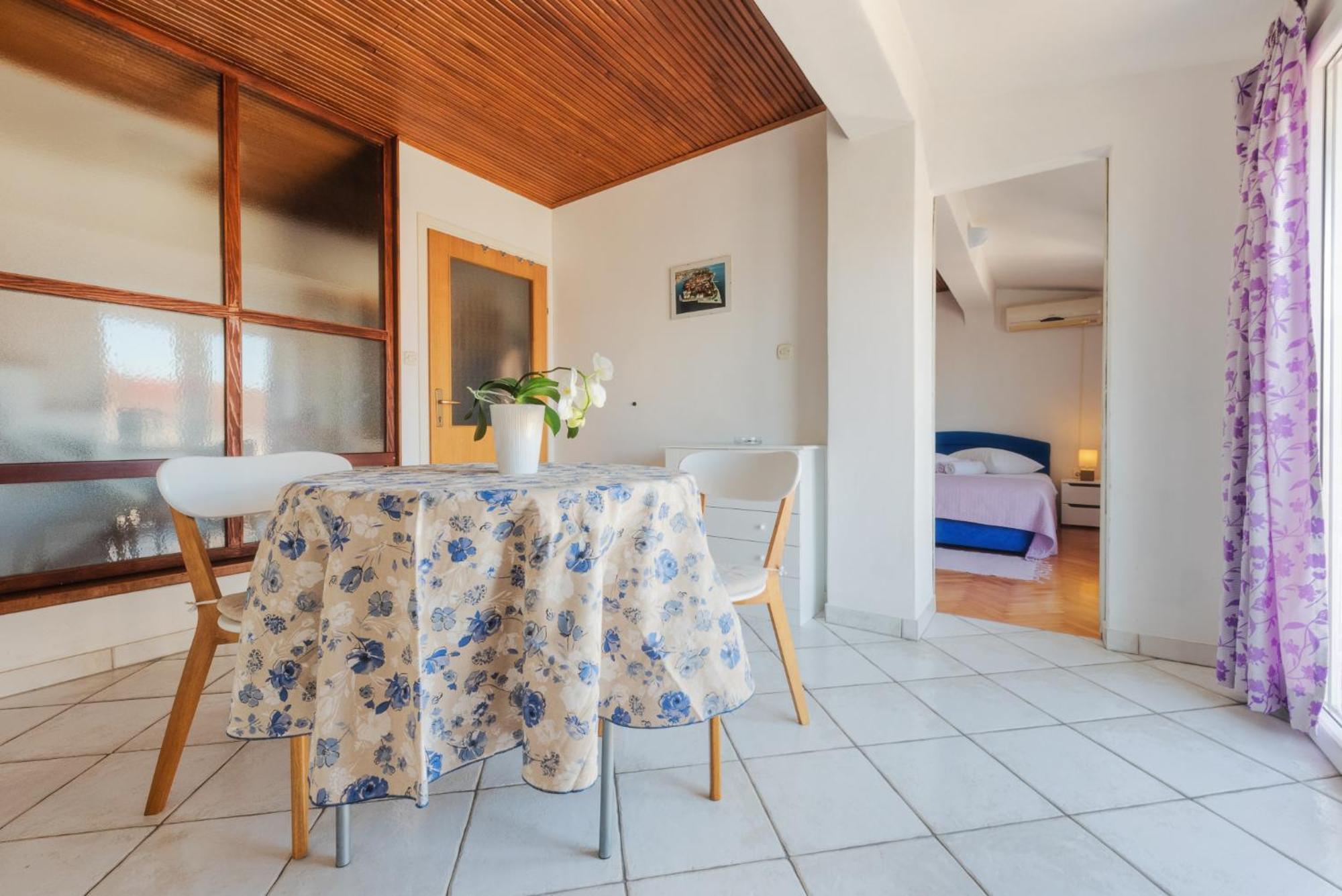 Perica Apartment And Perica Room With Separate Entrance Zadar Exteriör bild