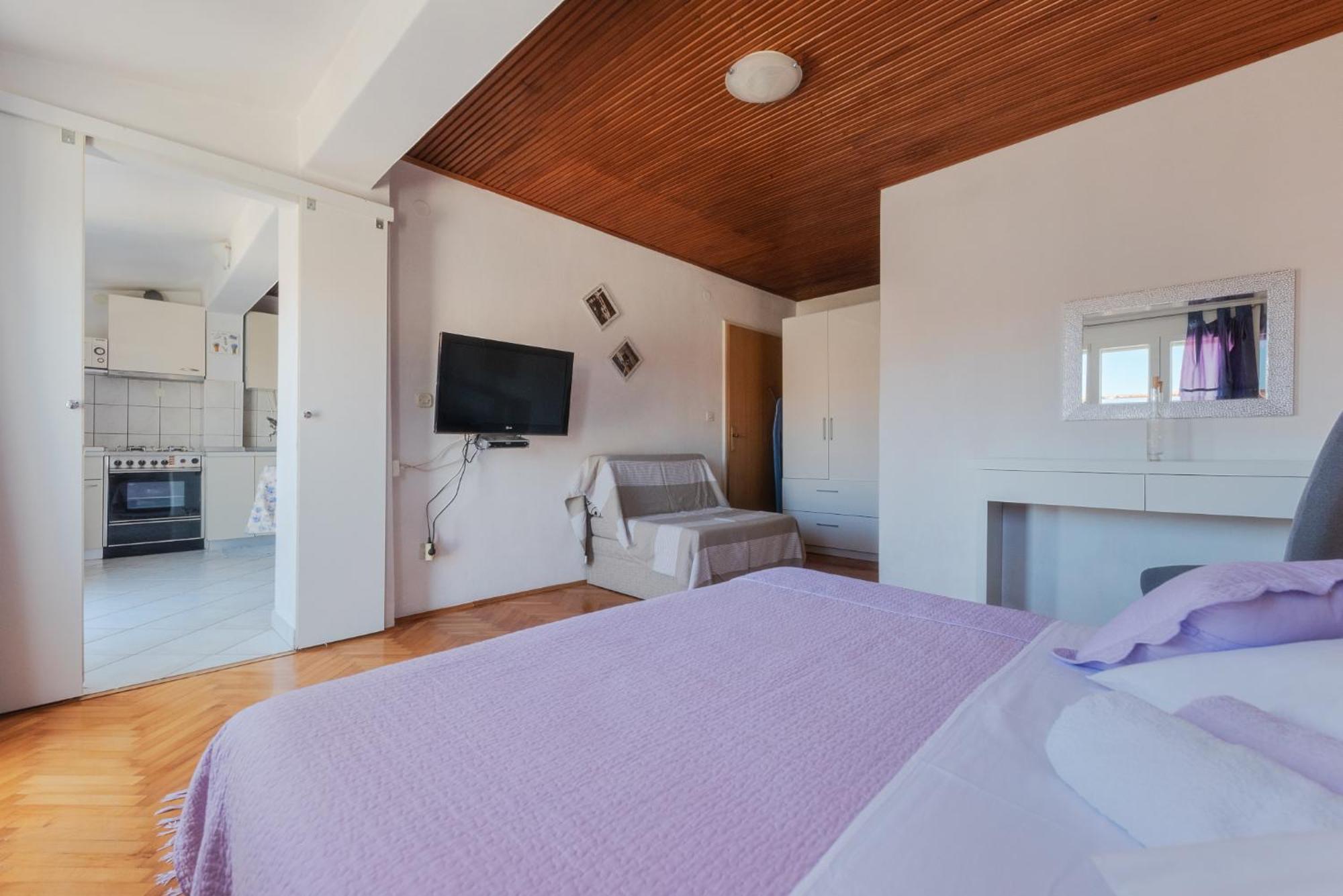 Perica Apartment And Perica Room With Separate Entrance Zadar Exteriör bild
